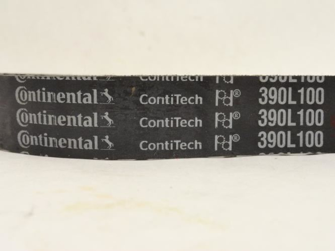 Gates 390L100; Gear Belt 39" Long 104 Teeth 1" Wide; 3/8" Pitch