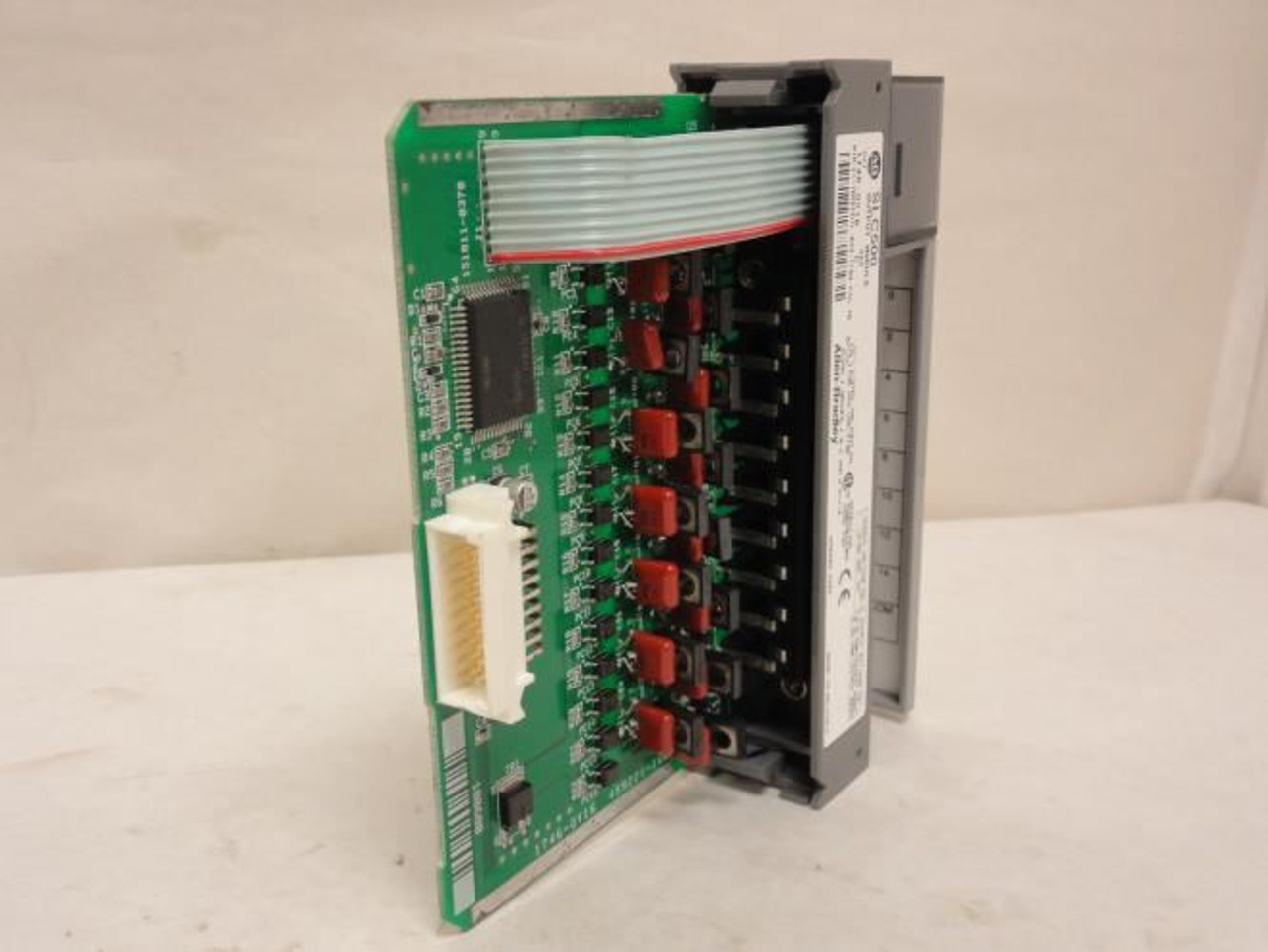 Allen-Bradley 1746-0V16; Output Module; 10-50VDC; 16 Channel