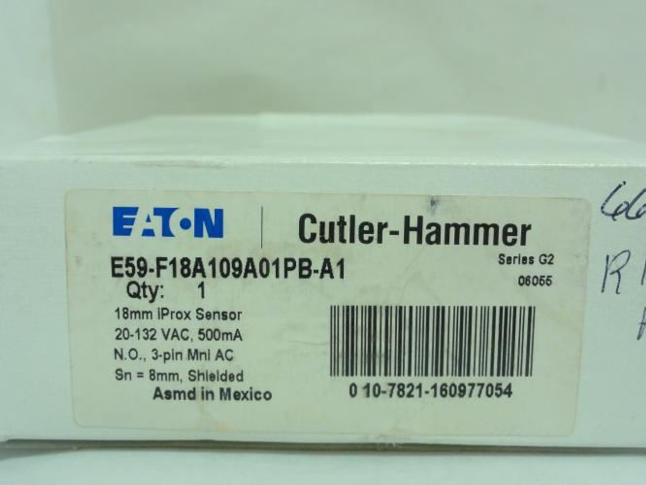 Eaton E59-F18A109A01PB-A1; Proximity Sensor 20-132VAC; 500mA