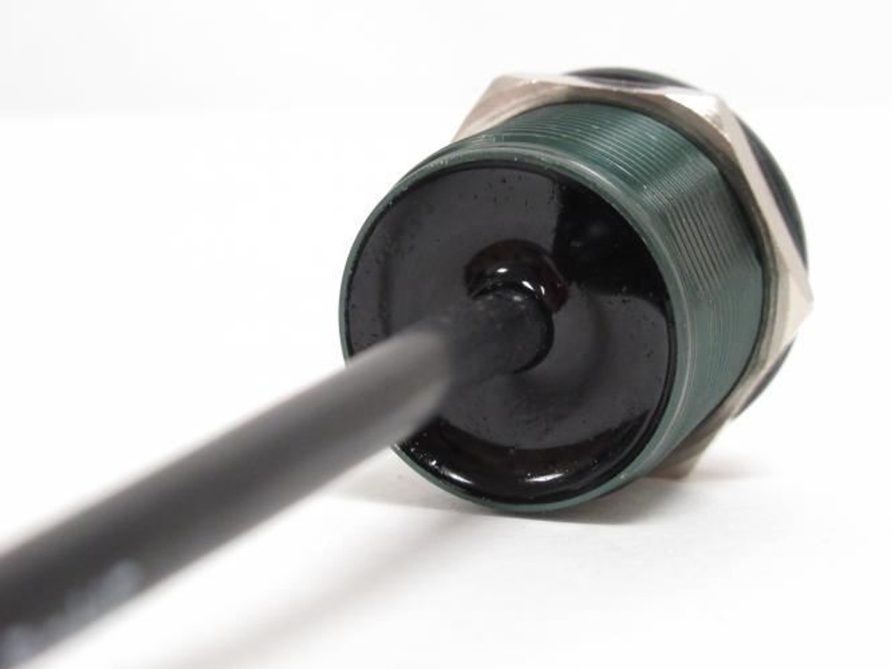 Sterns 7225097; Piezo Push-Button Switch; 0~24VAC/DC; Gree