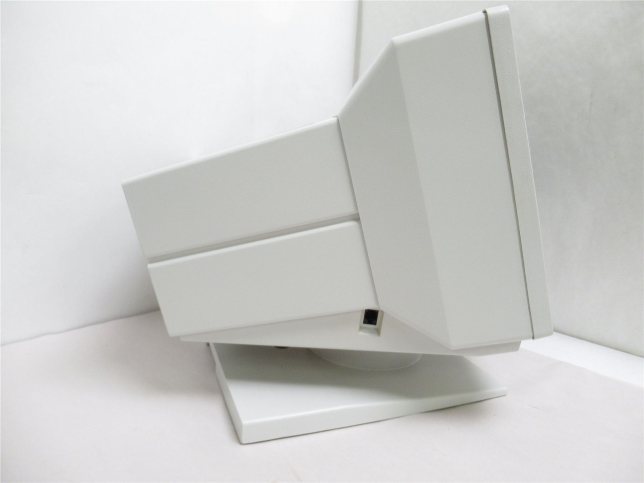IBM 3153; ASCII Display Station; 14"; Green