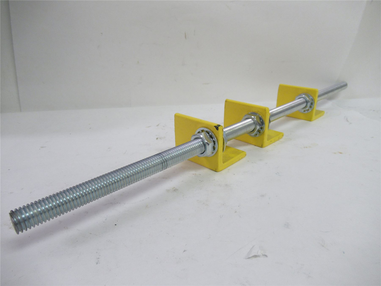Cherry's Industrial LDDSENBAR03A; Bracket Bar For Prox Sensor