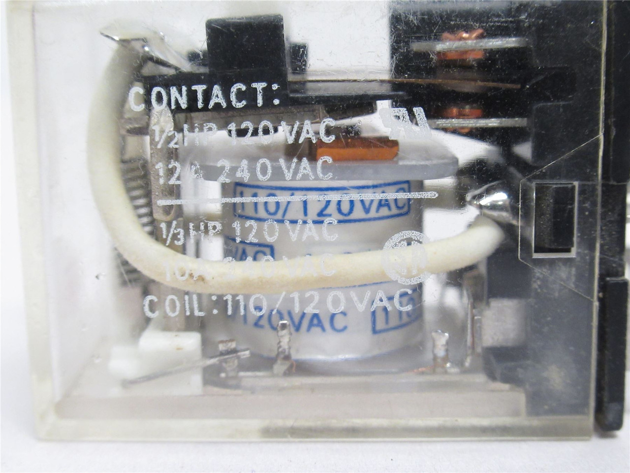 Omron LY212N AC110/120; Relay; 12A; 240VAC; Coil: 110/120VAC