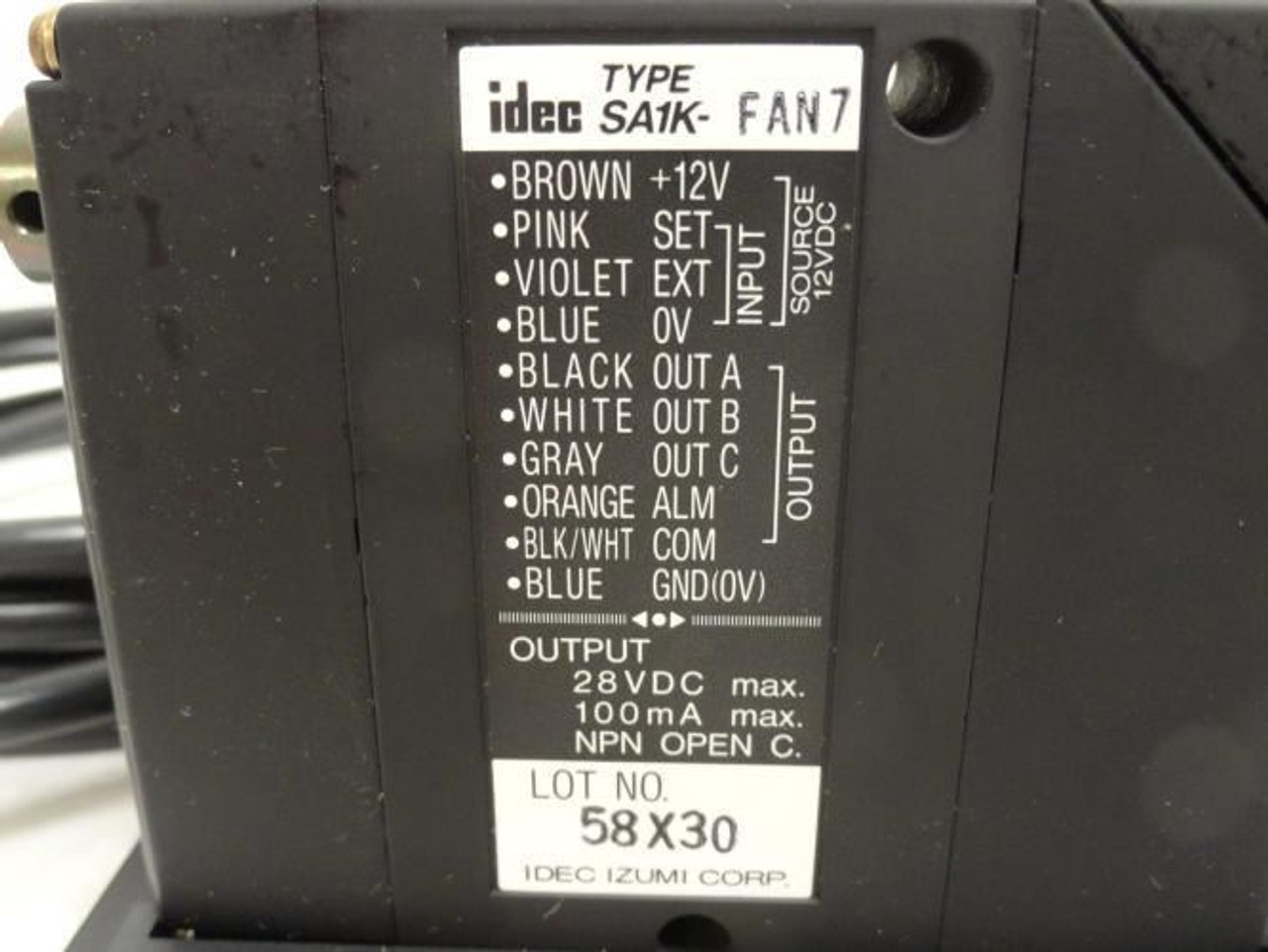 Idec SA1K-FAN7; Full Color Mark Sensor; 12VDC In; 28VDC Out