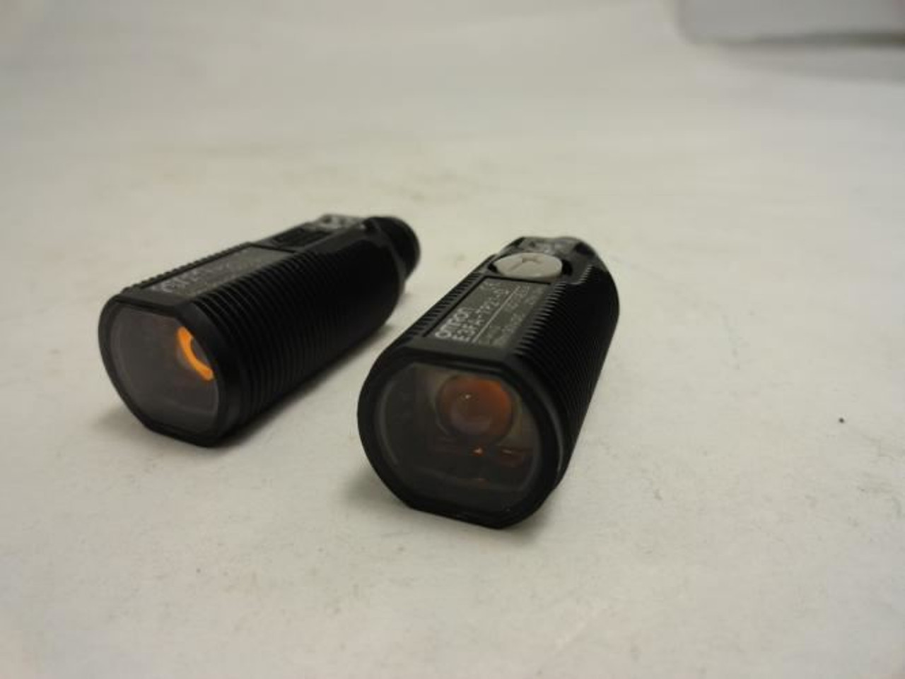 Omron E3FA-TP21; Photoelectric Sensor; Transmitter and Receiver