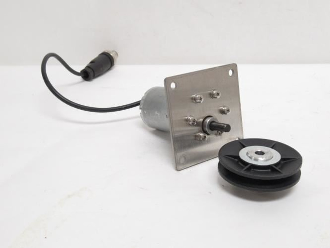 Anaheim BDSG-37-40-24V-5000-R30-01; DC Brush Gearmotor