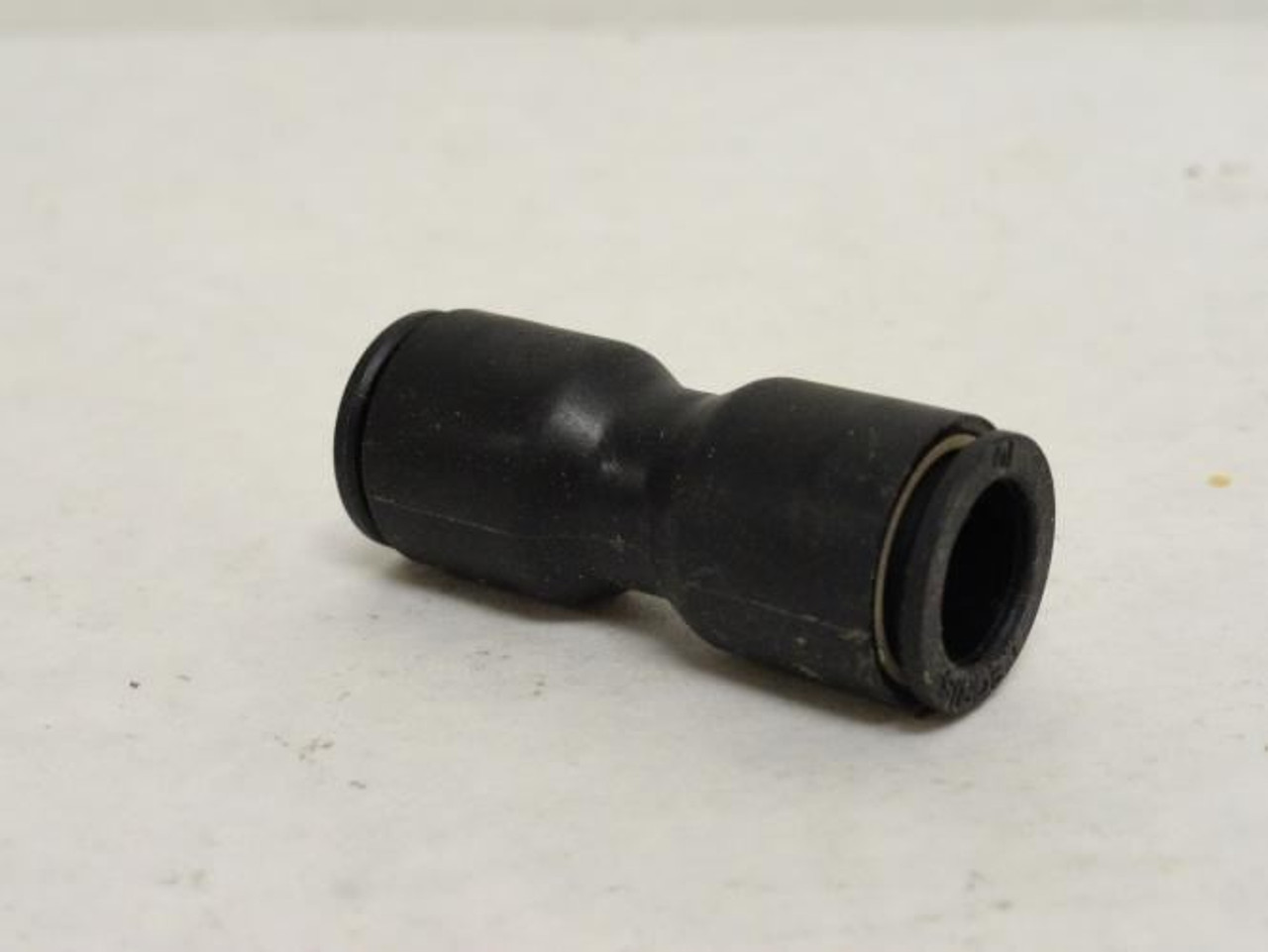 Legris 3106 10 00; Plastic Union; Black; 10mm PTC