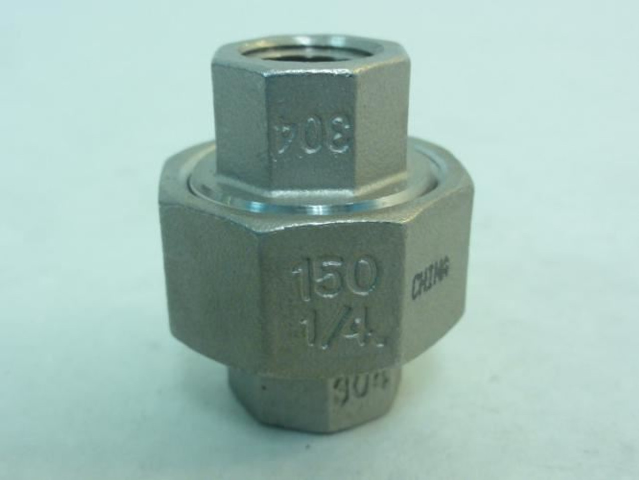 Mfg- 2UA95; Pneumatic Plug; 1/4" NPT; SS304