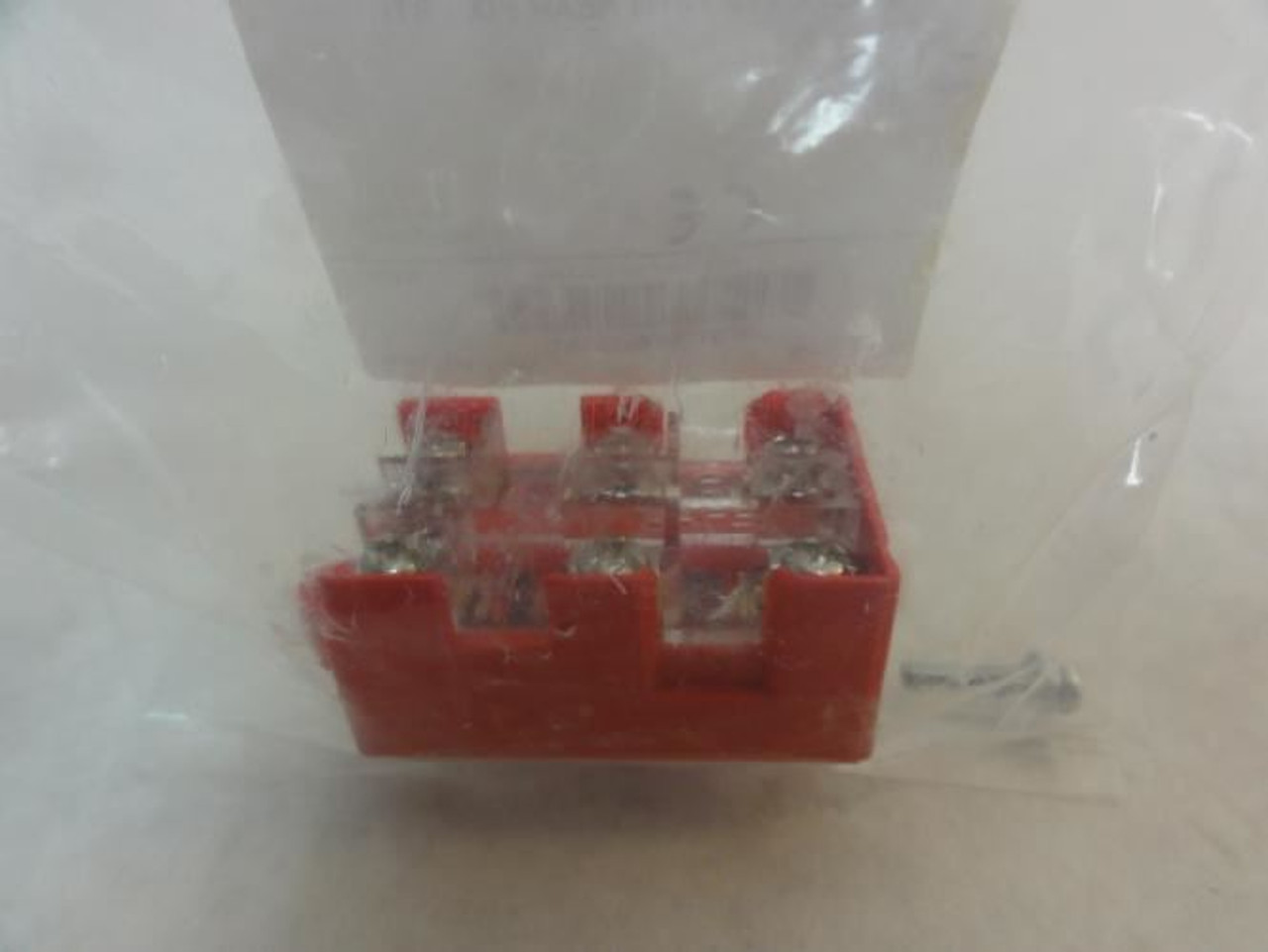 STI 44512-0400; Contact Block with Rear Fix; 3P
