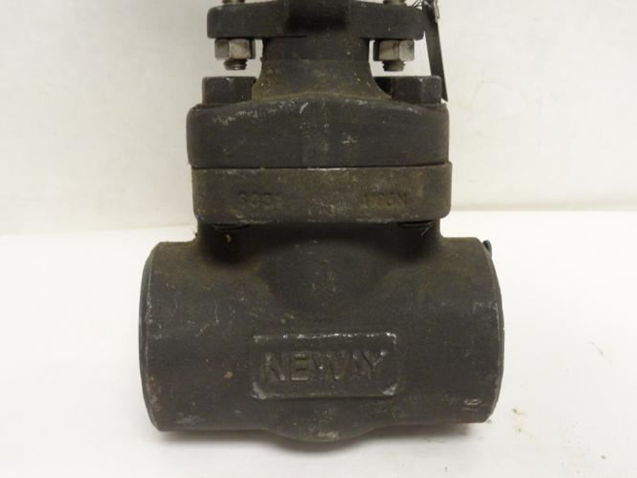 Neway 2G8NA8-NC-000; Gate Valve; 2FNPT; 1975PSI