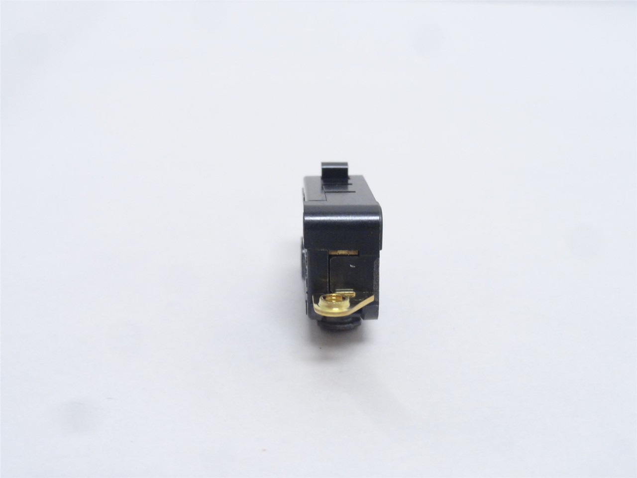 Omron V-15-3B6-K; Switch; 15A; 250VAC; SPST-NO; Chassis Mount