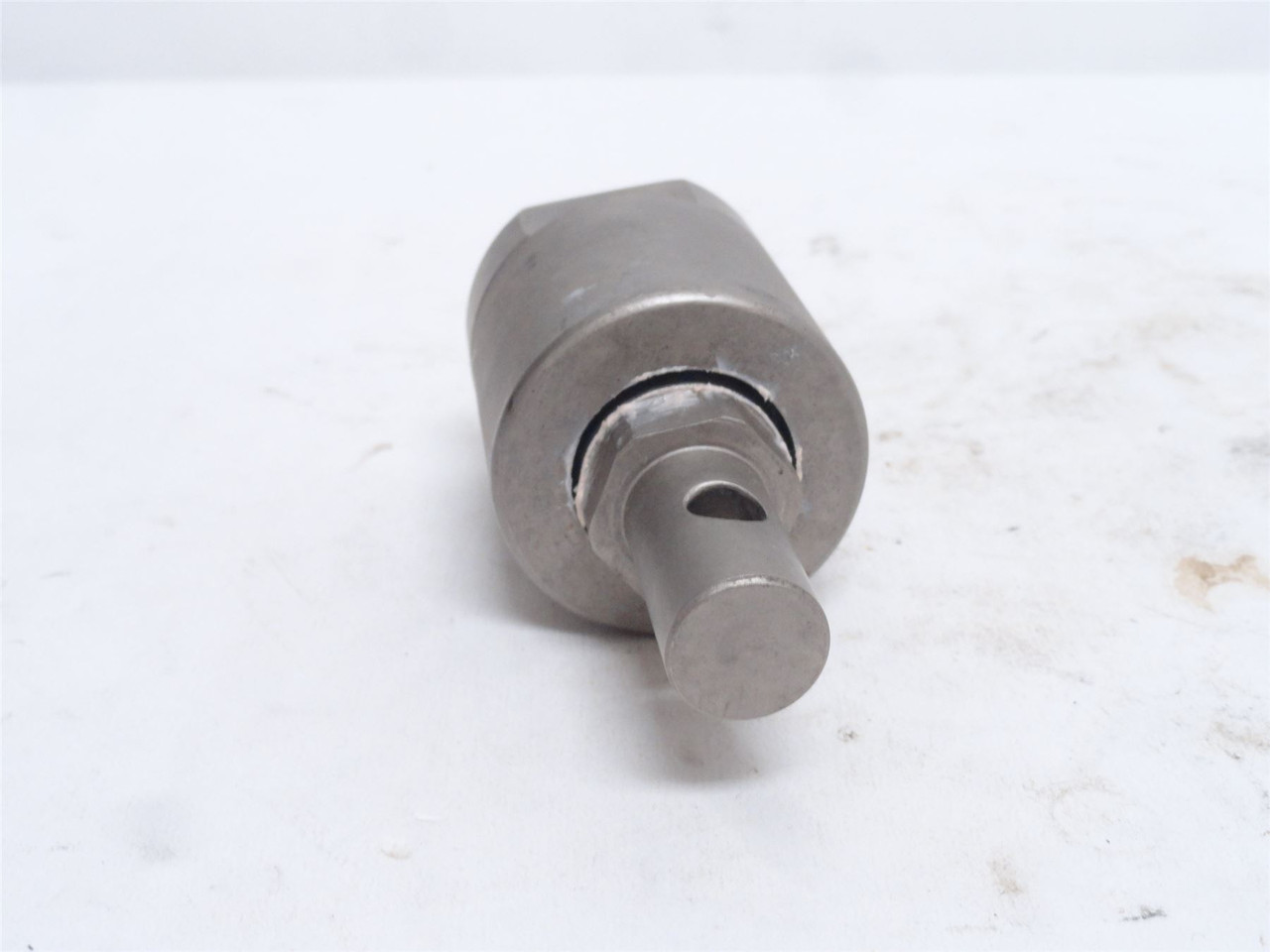 MFG- RM-SS-750-16; Self-Aligning Rod Coupler; 3/4-16 Rod Size