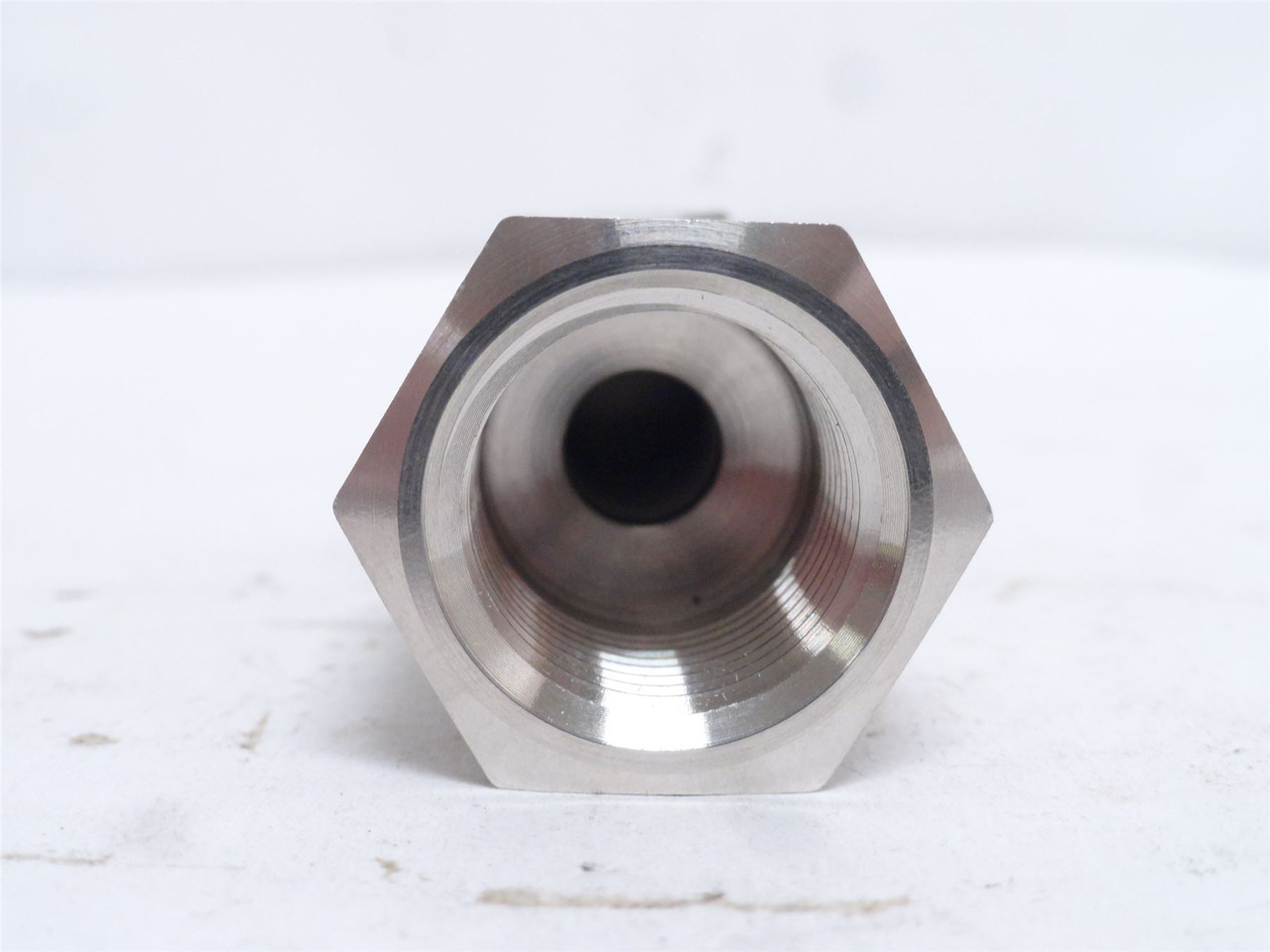 Swagelok SS-CHF8-60; Poppet Check Valve SS-316 1/2NPT