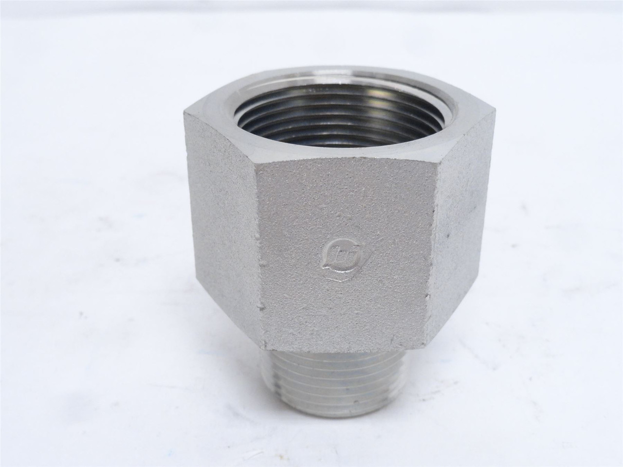 Brennan 5405-16-20; Reducer Fitting; 1-1/4 FNPT x 1 MNPT