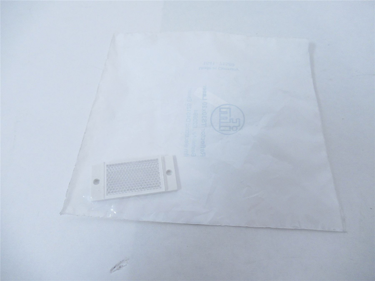 IFM Efector TS30x220/E20994; Retro Reflective Sensor30mmX20mm