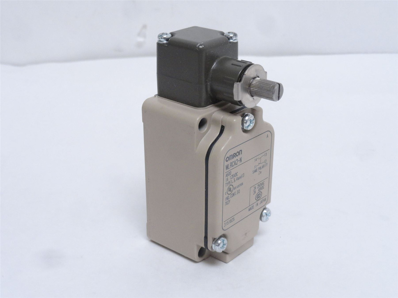 Omron WLRCA2-N; Limit Switch; 2A; 250VAC/125VDC; 1/2NPT