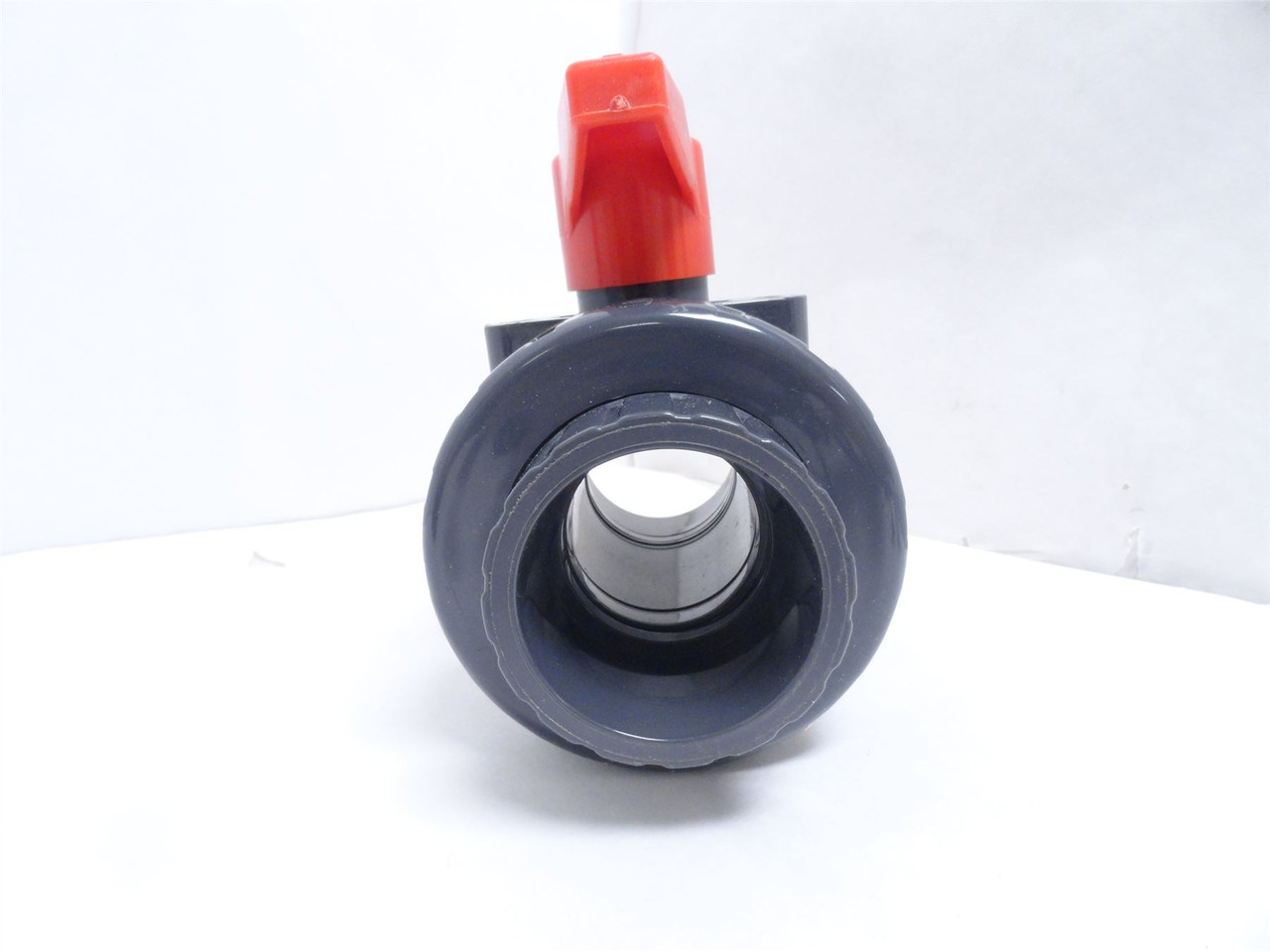 MEFCO 772ST08; Schedule 80 PVC Ball Valve; 2NPT / 2" Socket