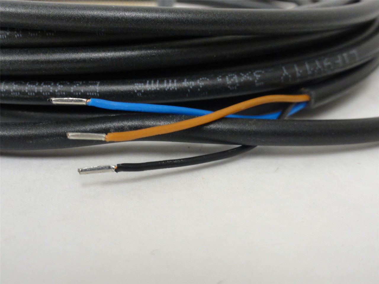 PepperL+Fuchs 231733; Proximity Sensor; NEB12-18GM50-E2-5M