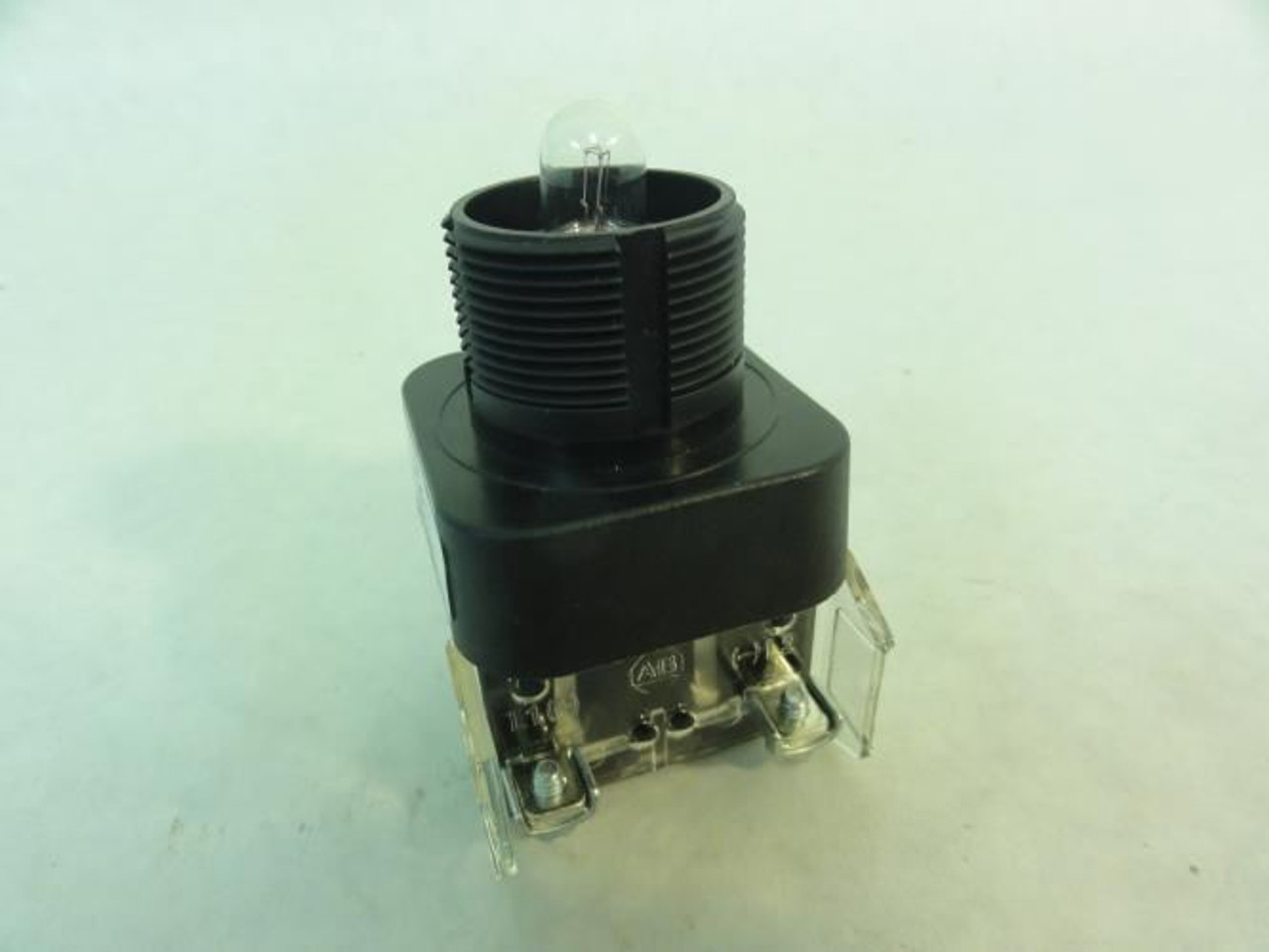 Allen-Bradley 800H-QR24; Pilot Light; 24VAC/DC; 30.5mm