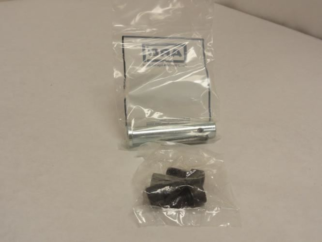 ARO 115478; Fixed Clevis Mounting Kit