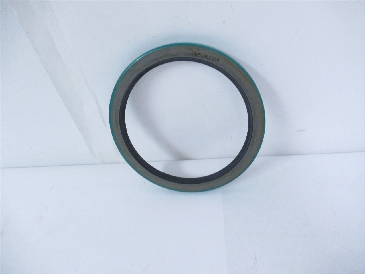 SKF 907286; Oil Seal 5.625" ID