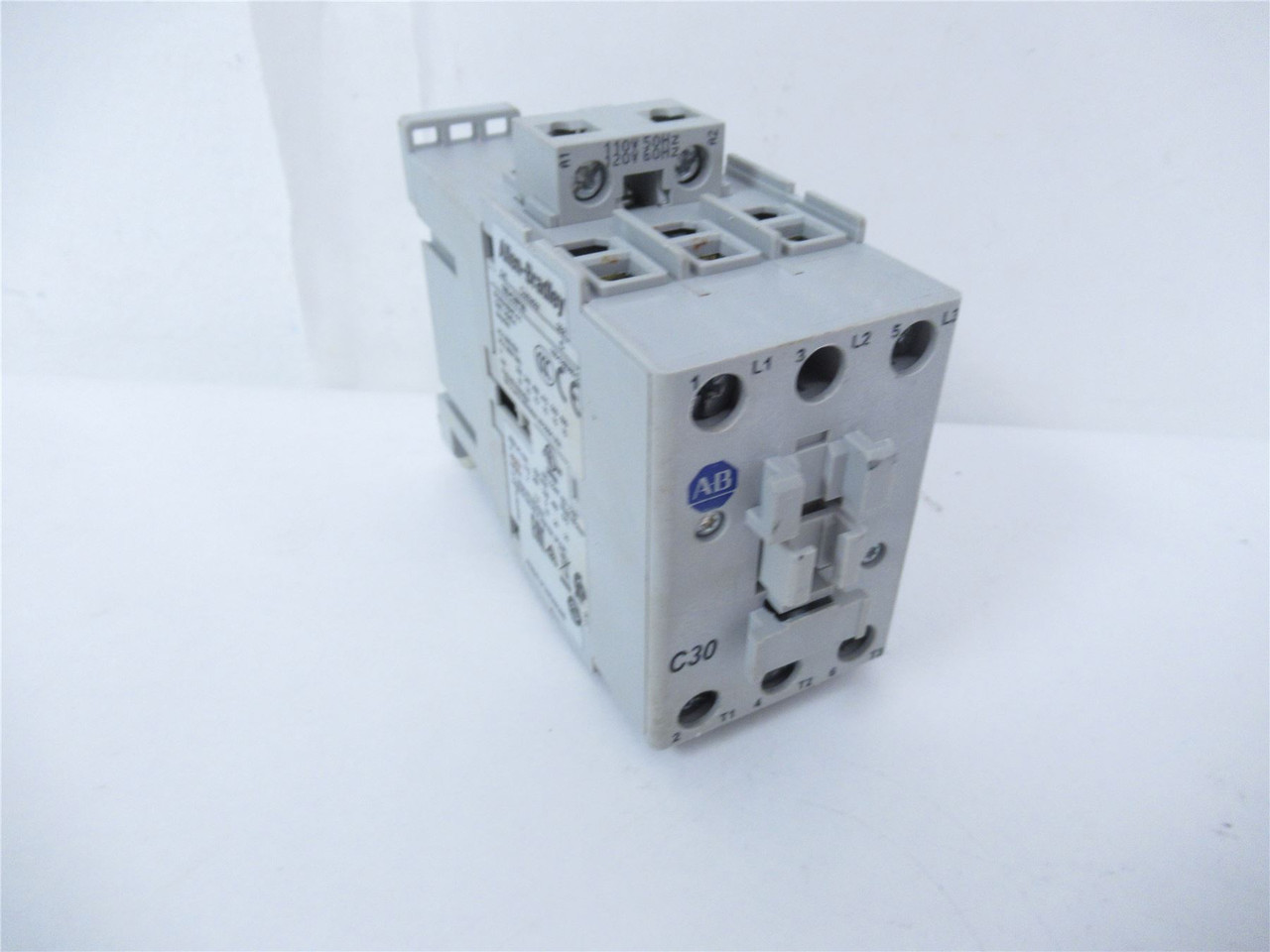 Allen-Bradley 100-30D00; Contactor 30A 3-Pole 3-NO Coil: 120V