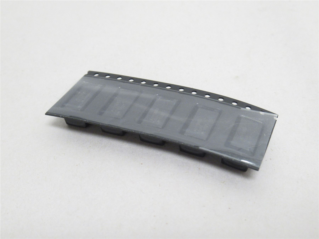 Delevan  4922R-22L; Lot-5; Power Inductors; SMD 56uH; 1A