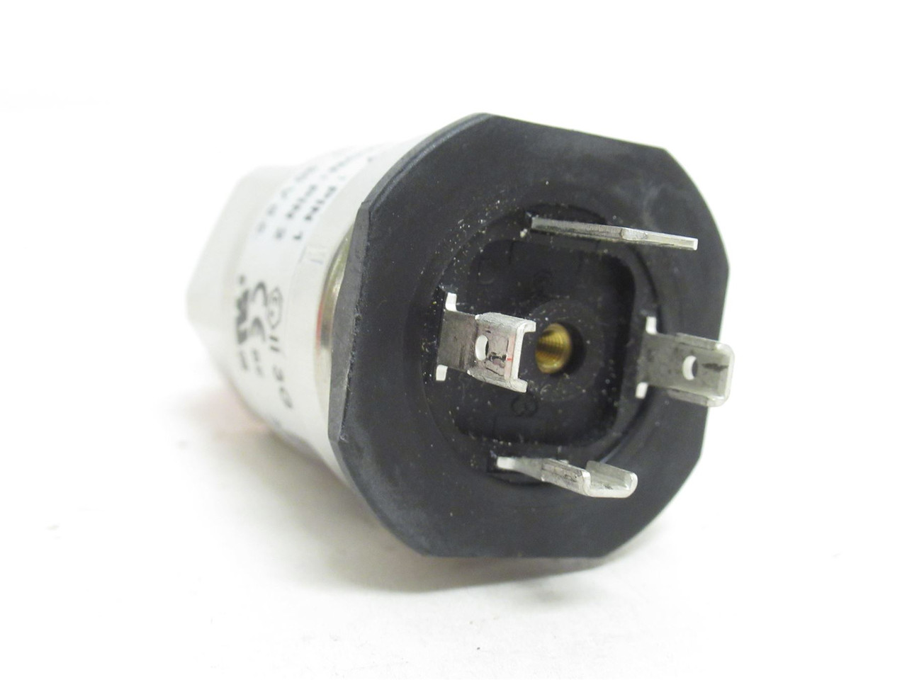 Danfoss 060G3807; Pressure Sensor AKS-3000; 0-200psia 4-20mA