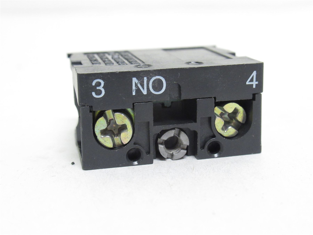 Telemecanique ZB2BE101; Contact Block; 10A@600VAC; 22mm; 1-NO