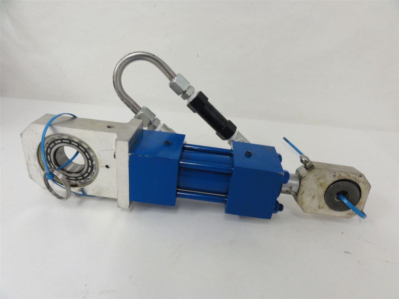 Formax 064701MFC; Hydraulic Cylinder Assembly; Vickers; 2" Bore