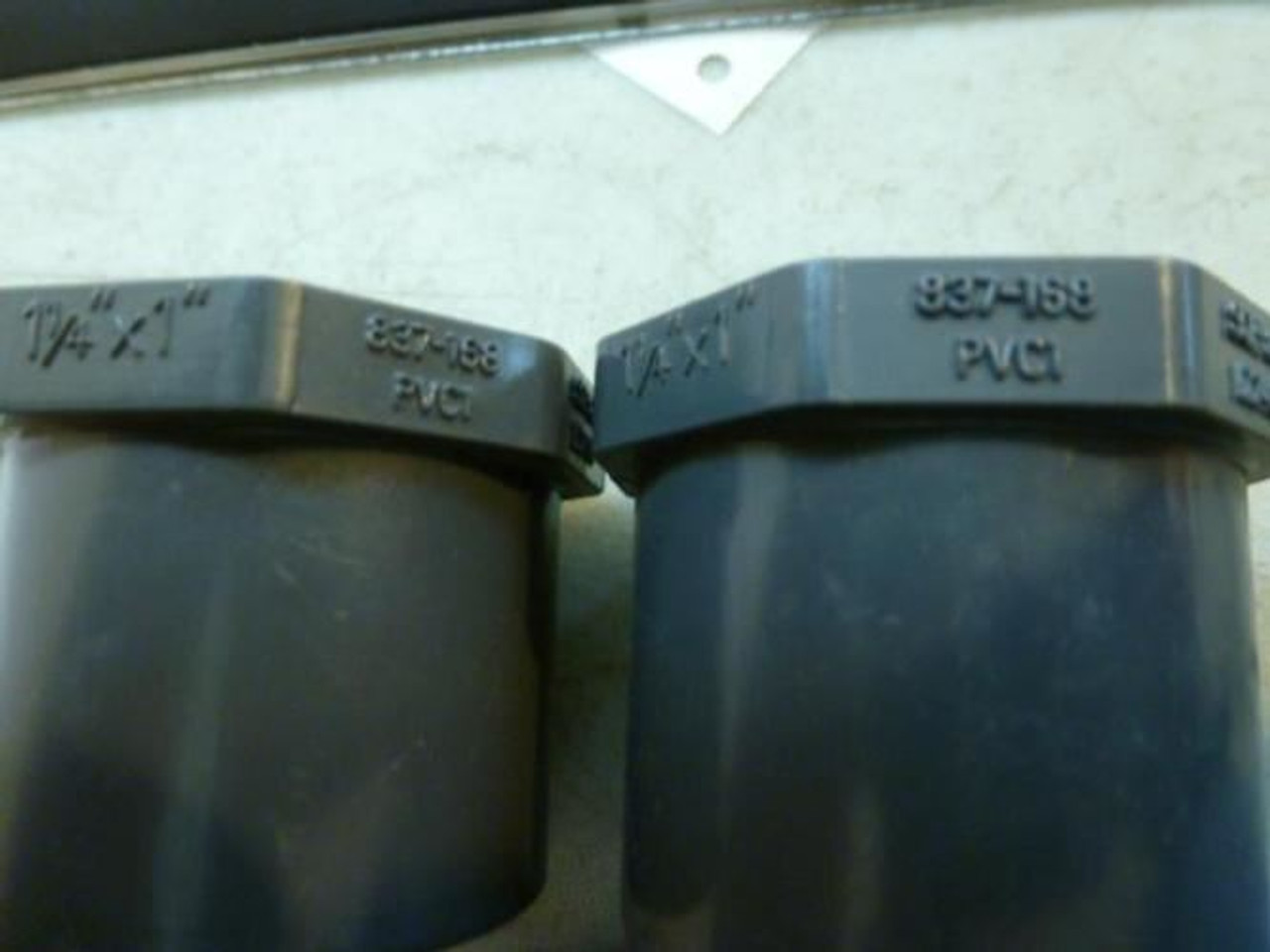 Spears 837-168; LOT-5 PVC Coupling; 1-1/4" to 1" NPT