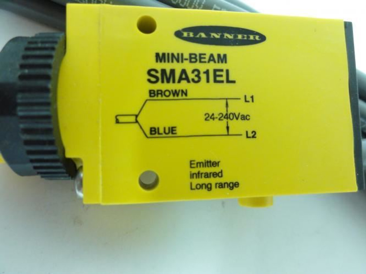 Banner SMA31EL W/30; Photo Sensor; 24-240VAC; 30M Range