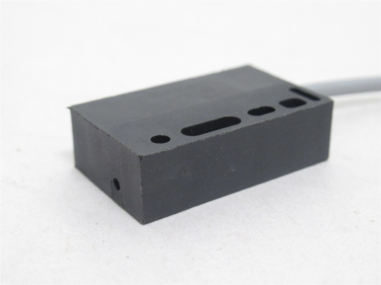TT Electronics OPB7204-06Z; Reflective Optical Sensor 10-30VDC