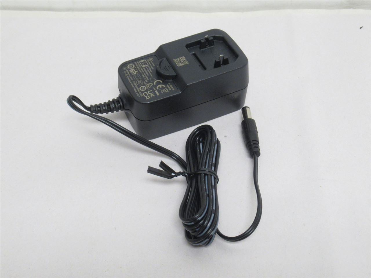 XP Power VER12US090-JA; AC/DC Wall Mount Power Adaptor 115VAC
