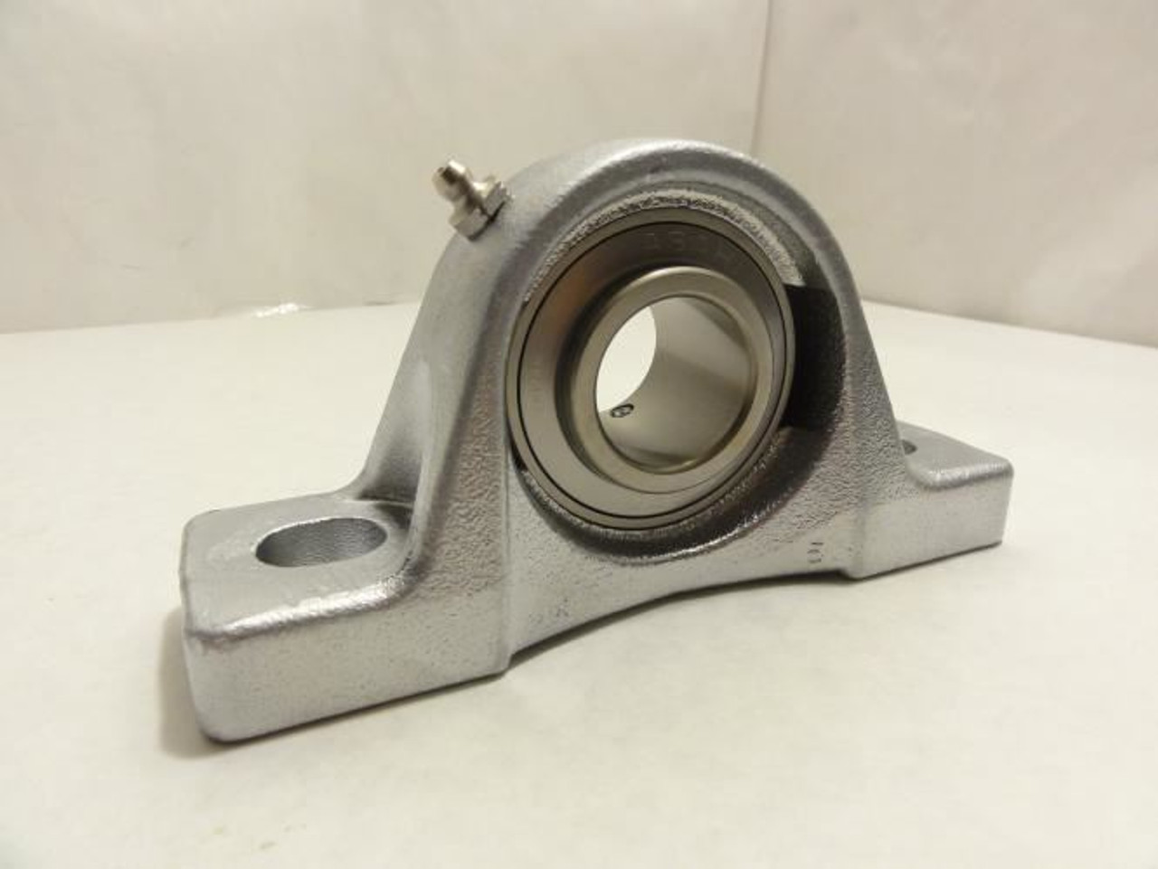 AMI MUCP206-19NP; Pillowblock Bearing; 1-3/16"ID; 2-Bolt