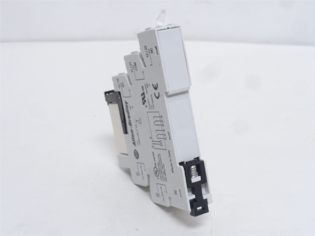 Allen-Bradley 700-HLT12; Terminal Block W/Relay 700-TBR224
