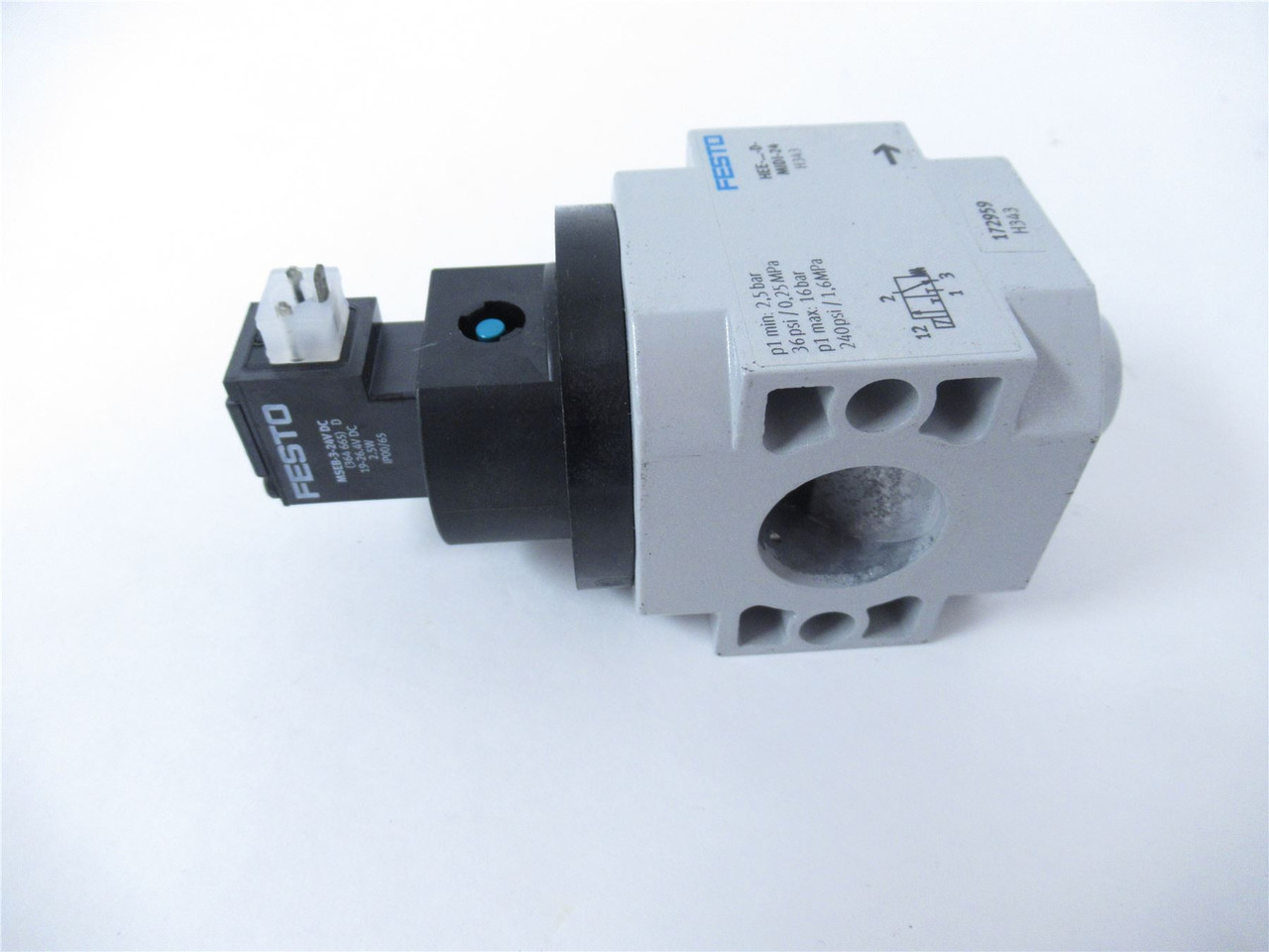Festo HEE-D-MIDI-24; Pneumatic Solenoid Valve 172959 On/Off