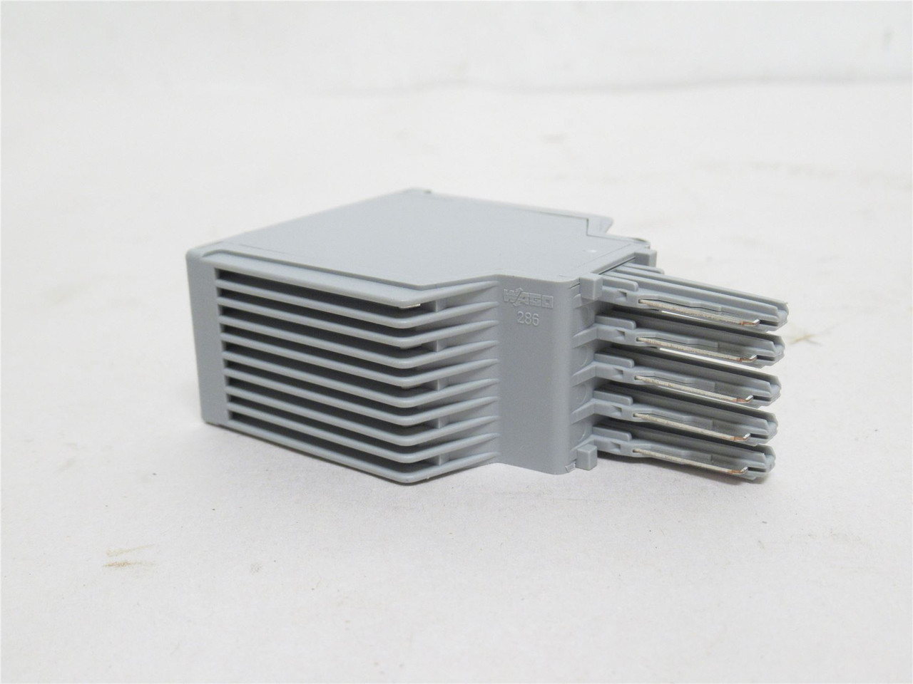 Wago 286-665; Current Transducer 23-850mV 10A; In; 24VDC Out