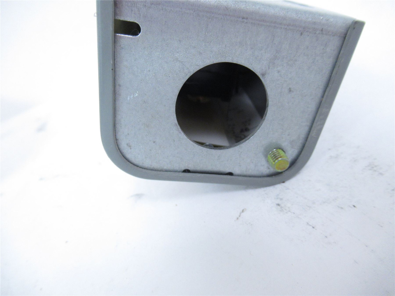 Dayton 2E206_; Heating-Ventilation Control 120/240VAC