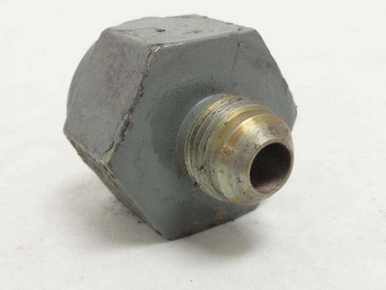 Parker 16-8 TRTXN; Tube End Reducer 1 Female JIC to 1/2 JIC