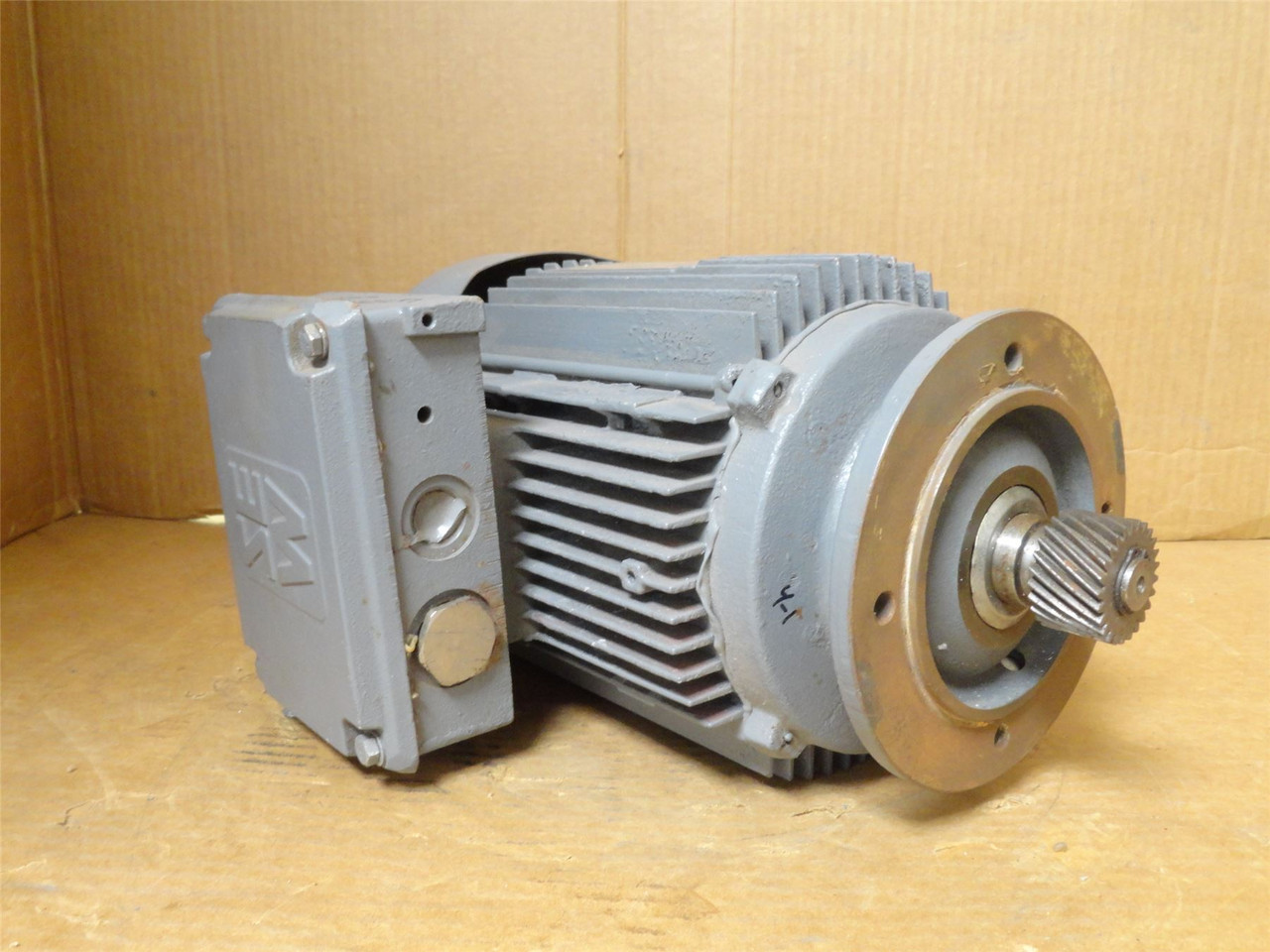 SEW DFT100L4KS; AC Motor; 5HP; 230/460V; 1680RPM; 3PH; 13.6 / 6.8A