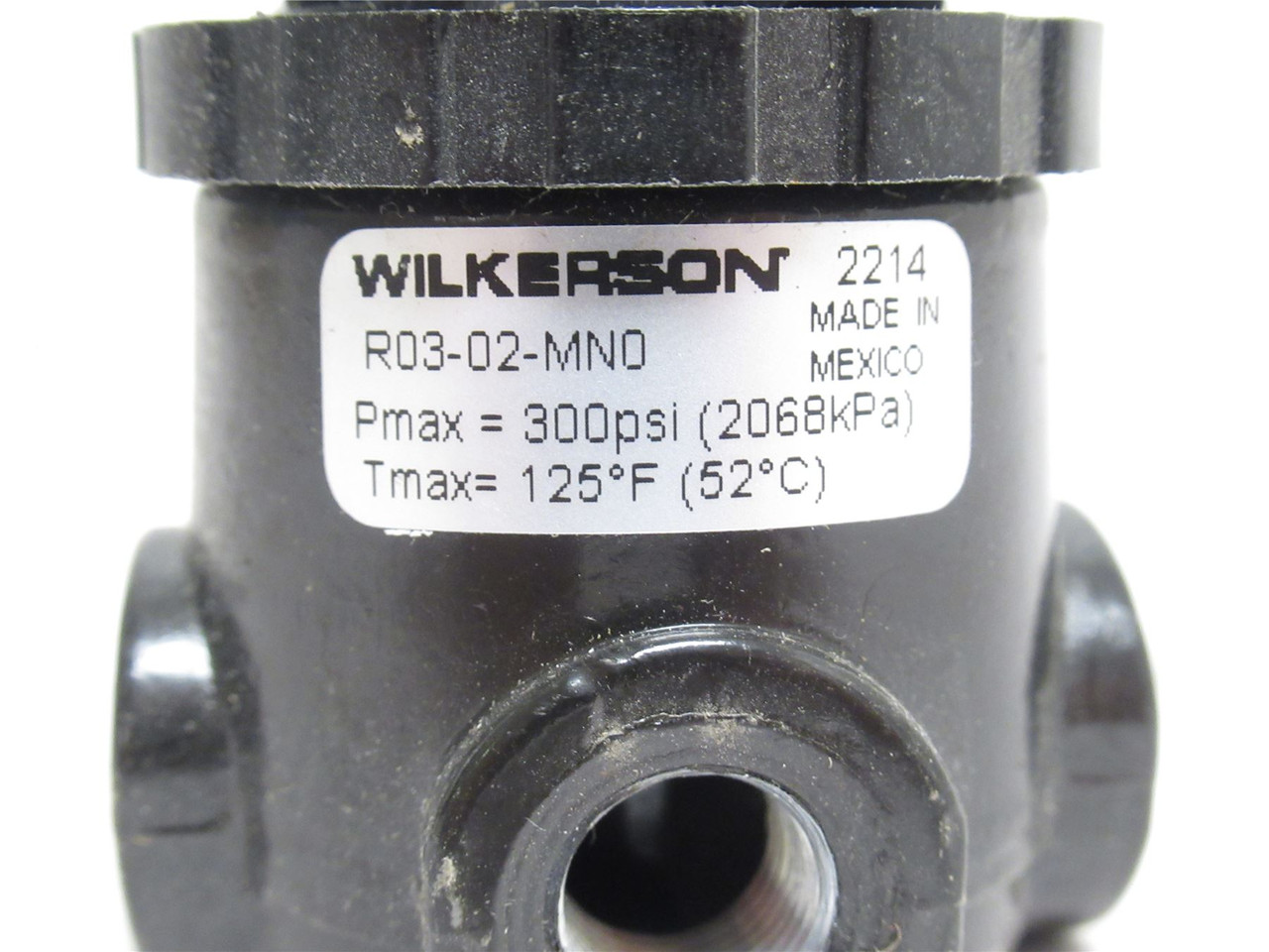 Wilkerson R03-02-MNO; Air Regulator; 1/4 x 1/8NPT; 300PSI