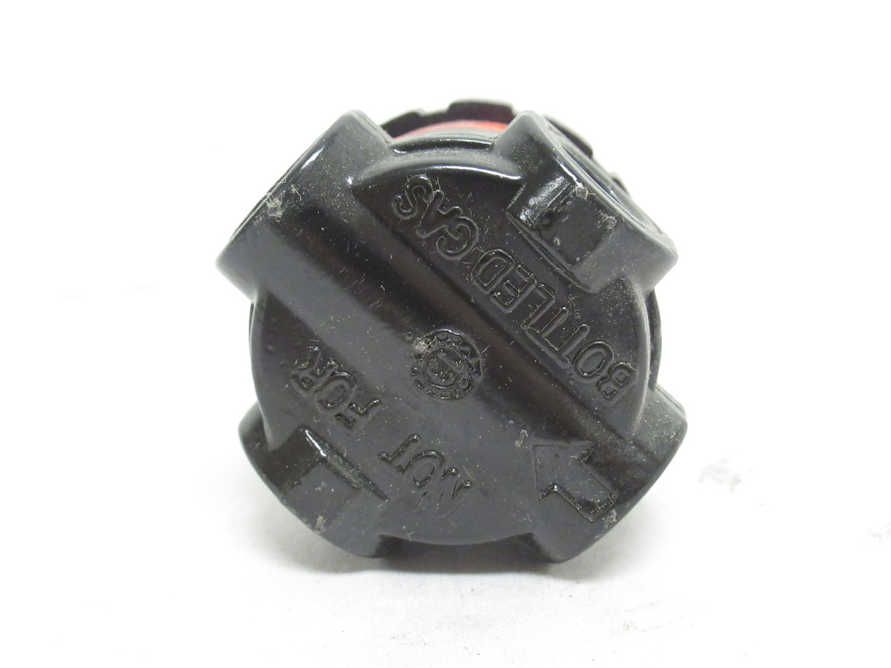 Wilkerson R03-02-MNO; Air Regulator; 1/4 x 1/8NPT; 300PSI
