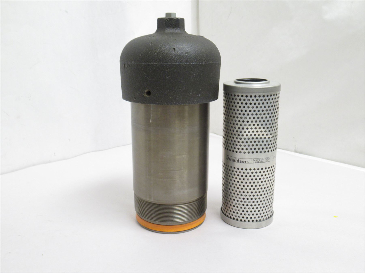 Donaldson P567423; Engine Air Cleaner Completer Assembly