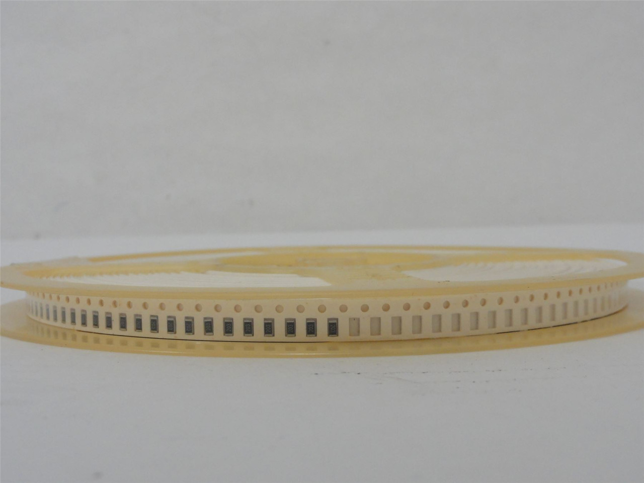Venkel CR1206-8W-203JT; Lot-4000 Thick Film Resistors 20kOhm