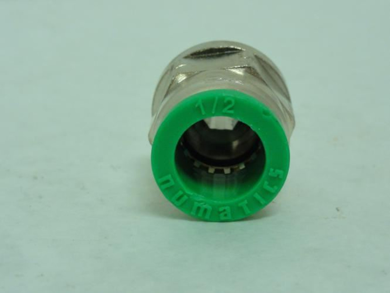 Numatics IN103-102-021; Straight Connector 1/2" x 1/4 NPT