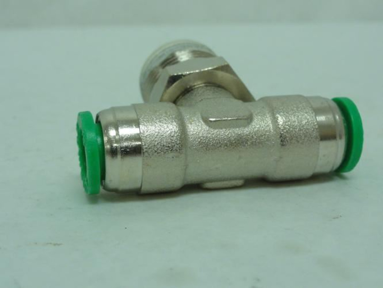 Numatics IN114-308-023; Swivel Branch Tee 3/8" Tube x 1/2 NPT