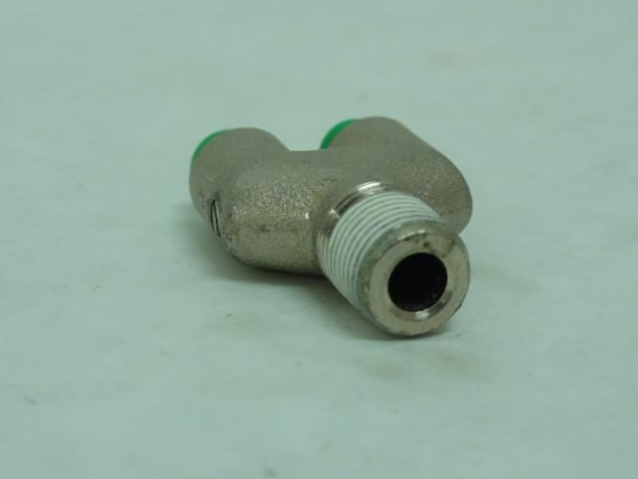 Numatics INB132-108-020; Y-Pattern Connector 1/8" Tube x 1/8 NPT
