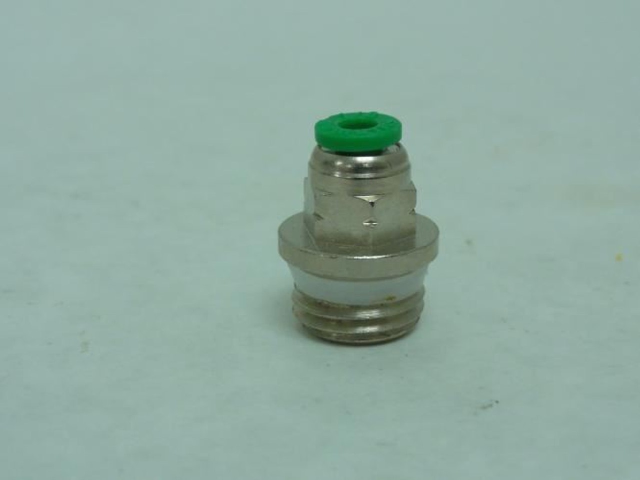 Numatics INW103-108-021; Lot-6 Straight Connector 1/8" x 1/4 NPT