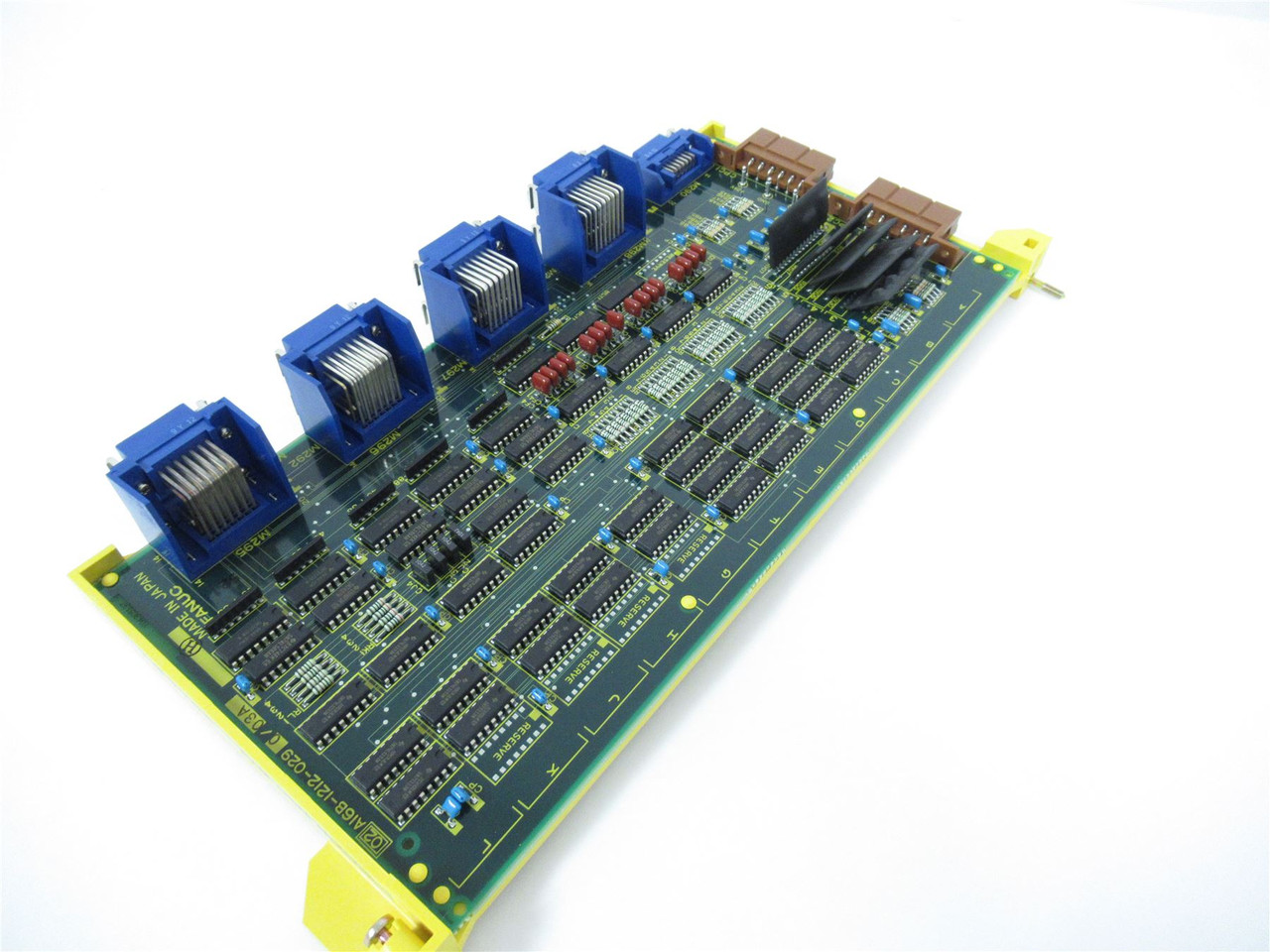 Fanuc a16b12120290; 4 robot pulse multiplexer